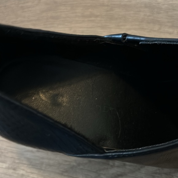 CL Laundry faux snakeskin ankle booties size 9 - Picture 5 of 7